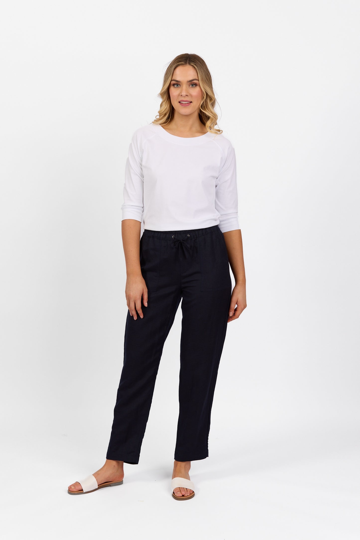Vassalli Oxford Slim Leg Ankle Grazer Pant With Elastic Waist - Ink