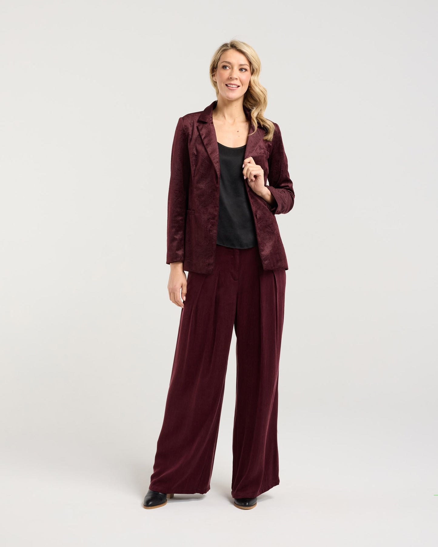Blackstone Teddy Velvet Blazer - Shiraz Embossed Velvet