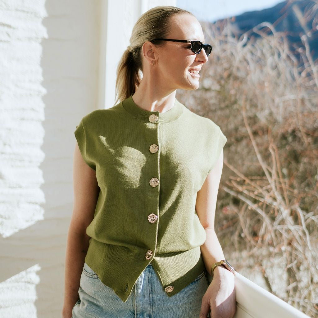 Moke Camilla Sweater Vest - Avocado