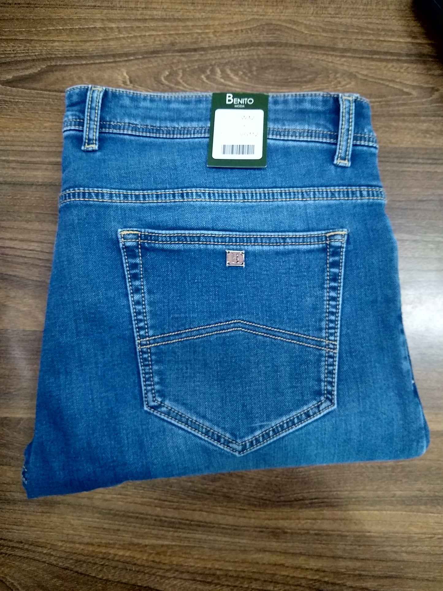 Benito Mid Blue Denim Jean