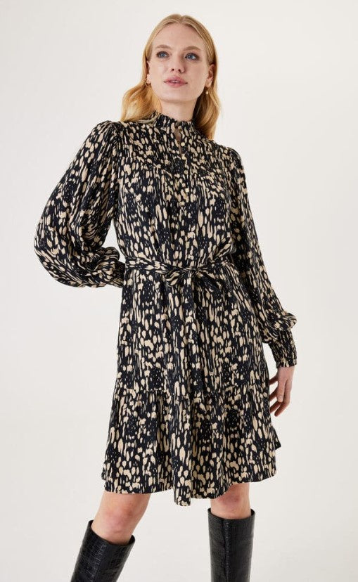 Garcia Long Sleeve Dress- Black/Beige