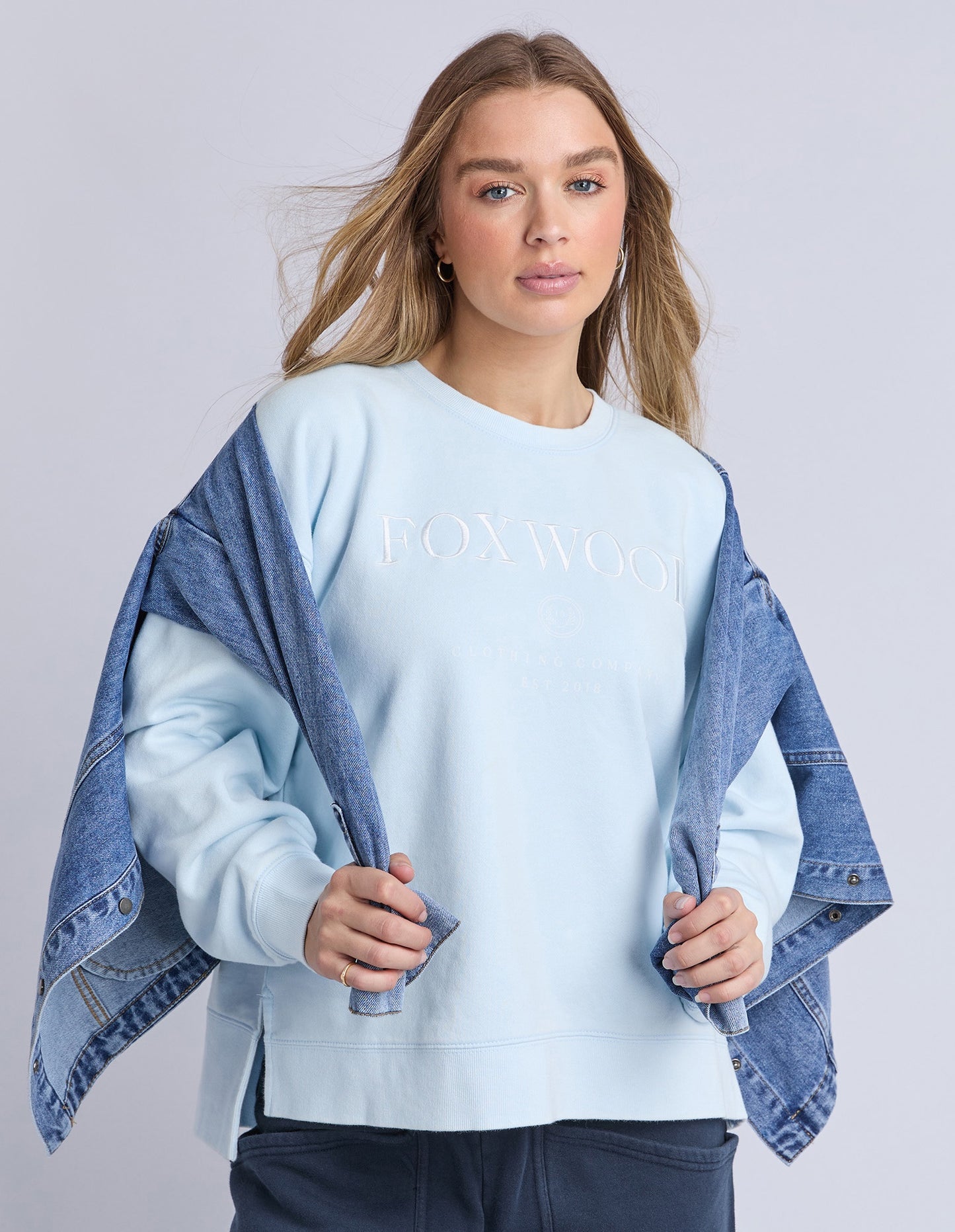 Foxwood Core Oversized Crew - Ice Blue