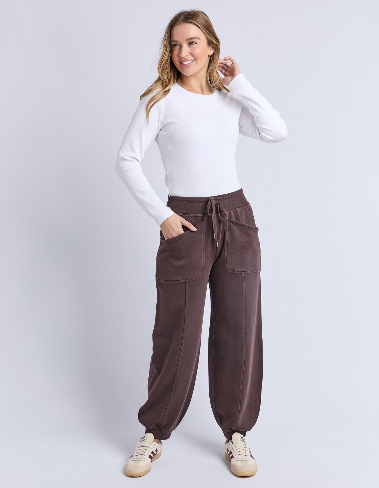Foxwood Leo Track Pant - Coffee