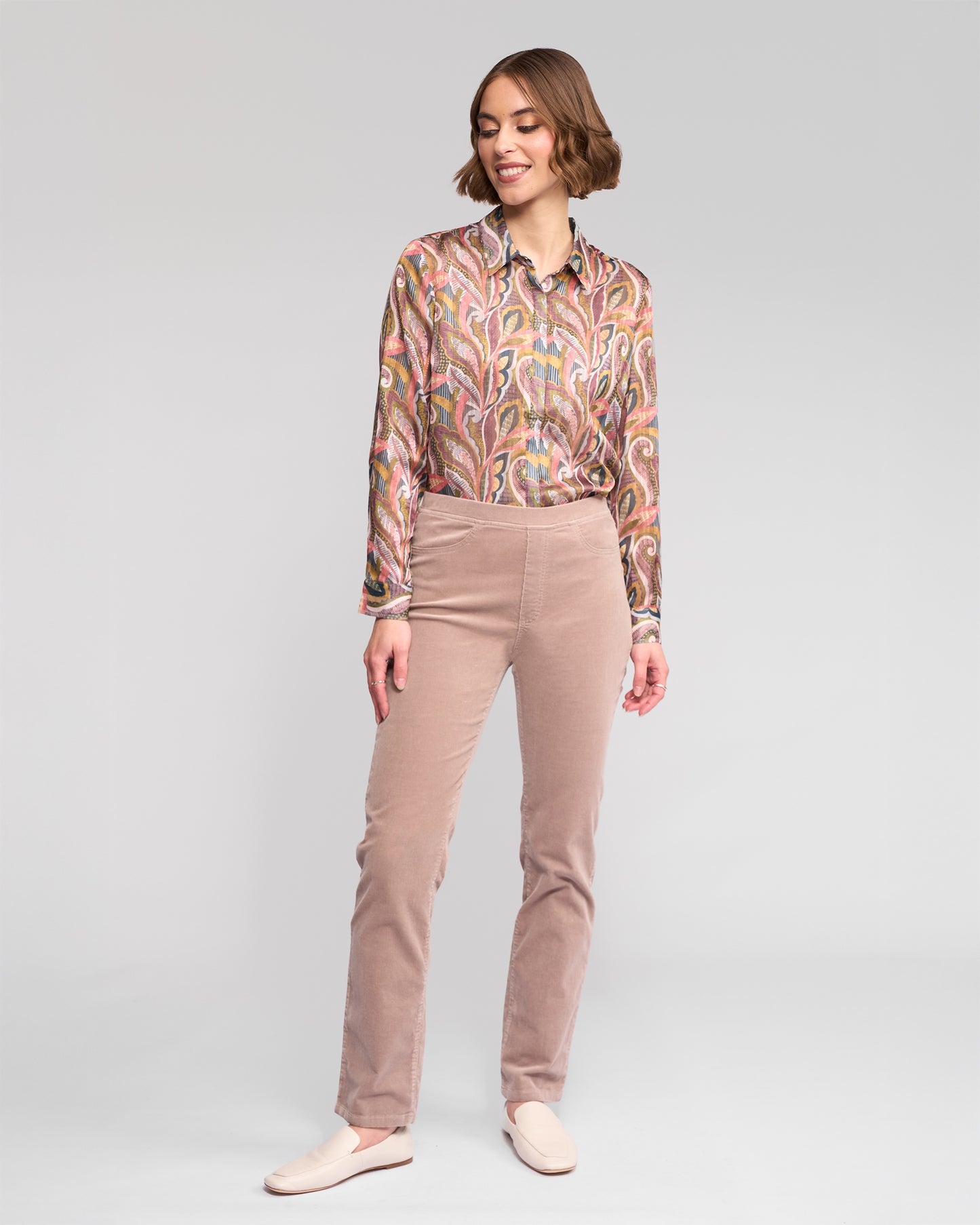 Vassalli Bay Slim Leg Pull On Cord -Twig
