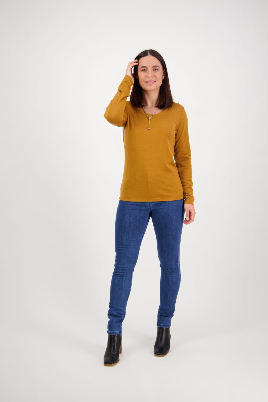 Vassalli 100% Merino Basic Long Sleeve Crew Neck Top 4241