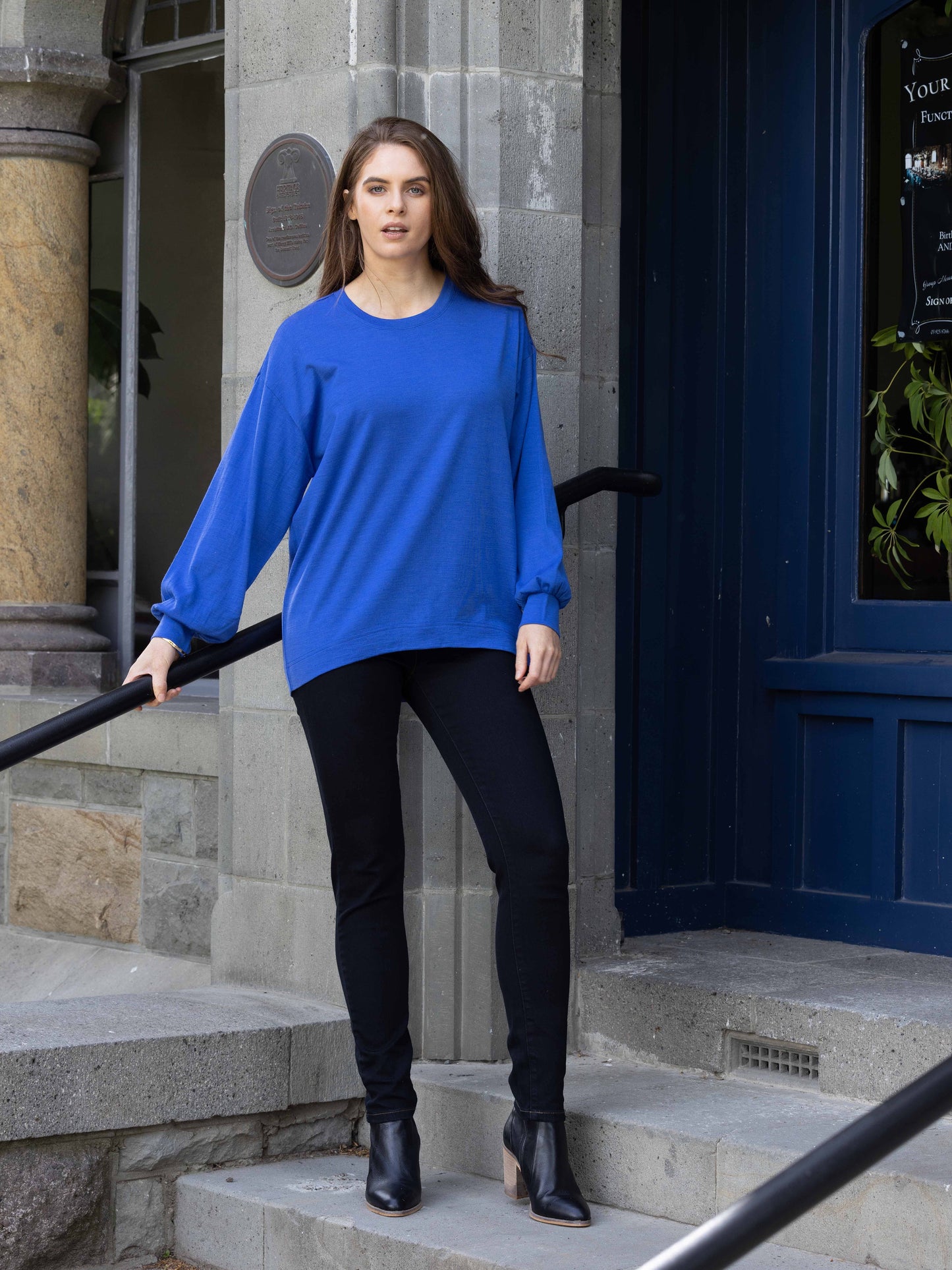 Vassalli 100% Merino Round Neck Drop Shoulder Top - Regatta