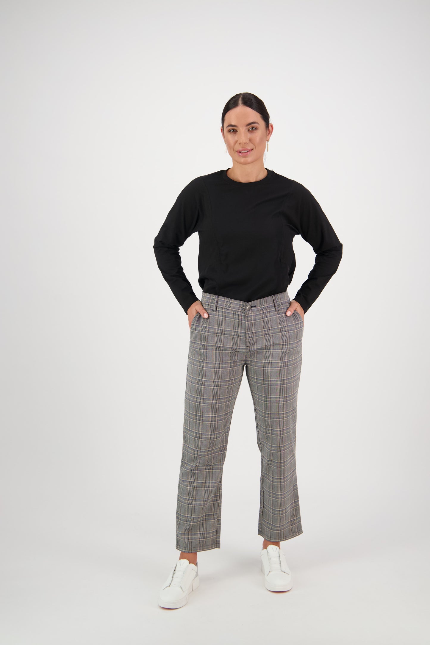 Vassalli Kent Slim Leg 7/8 Length Pant with Elastic Back Waistband