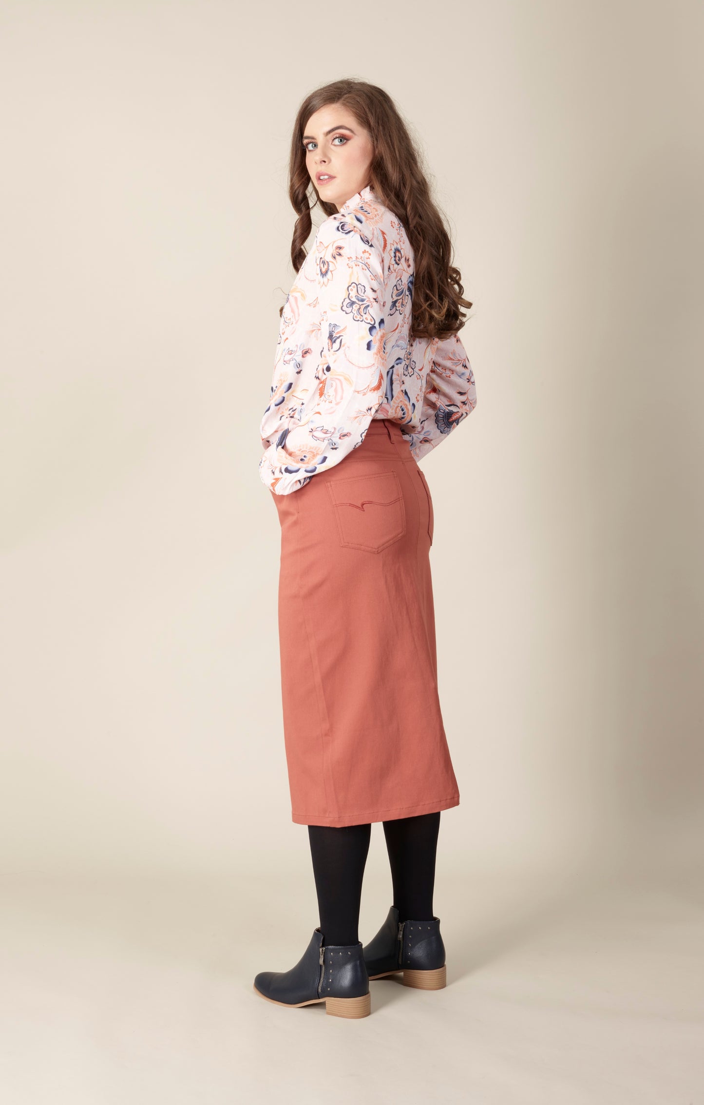 Vassalli Longer Skirt with Back Split