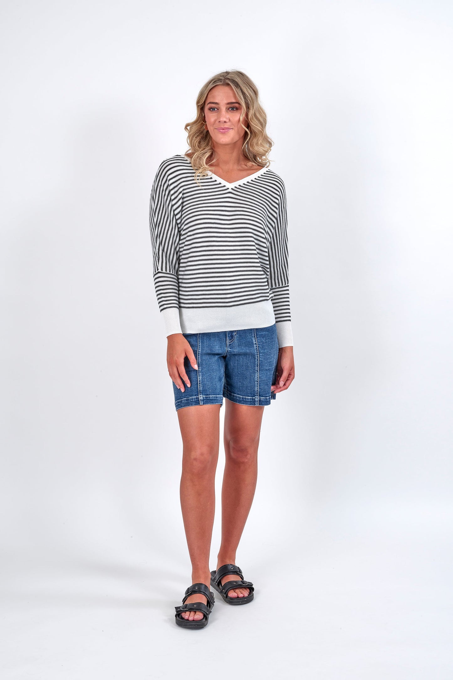 Knewe Off White and Black June Reversible Sweater