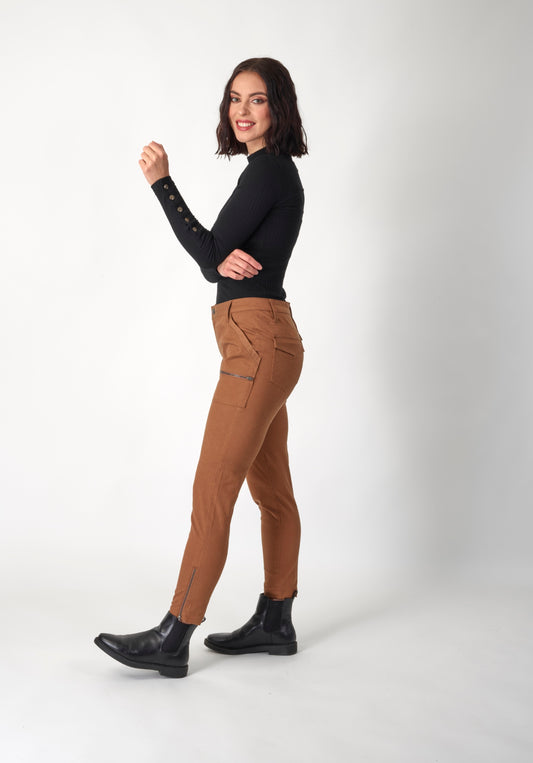 Knewe Avenue Skinny Ankle Grazer Pant K7061