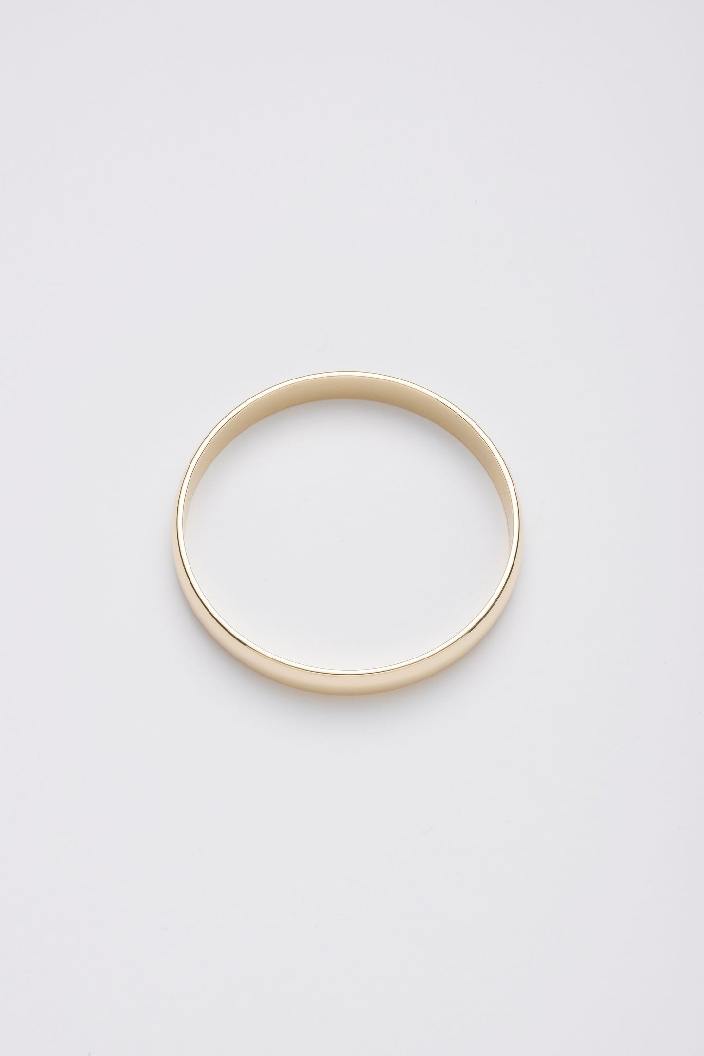 Stilen Distinct Gold Bangle