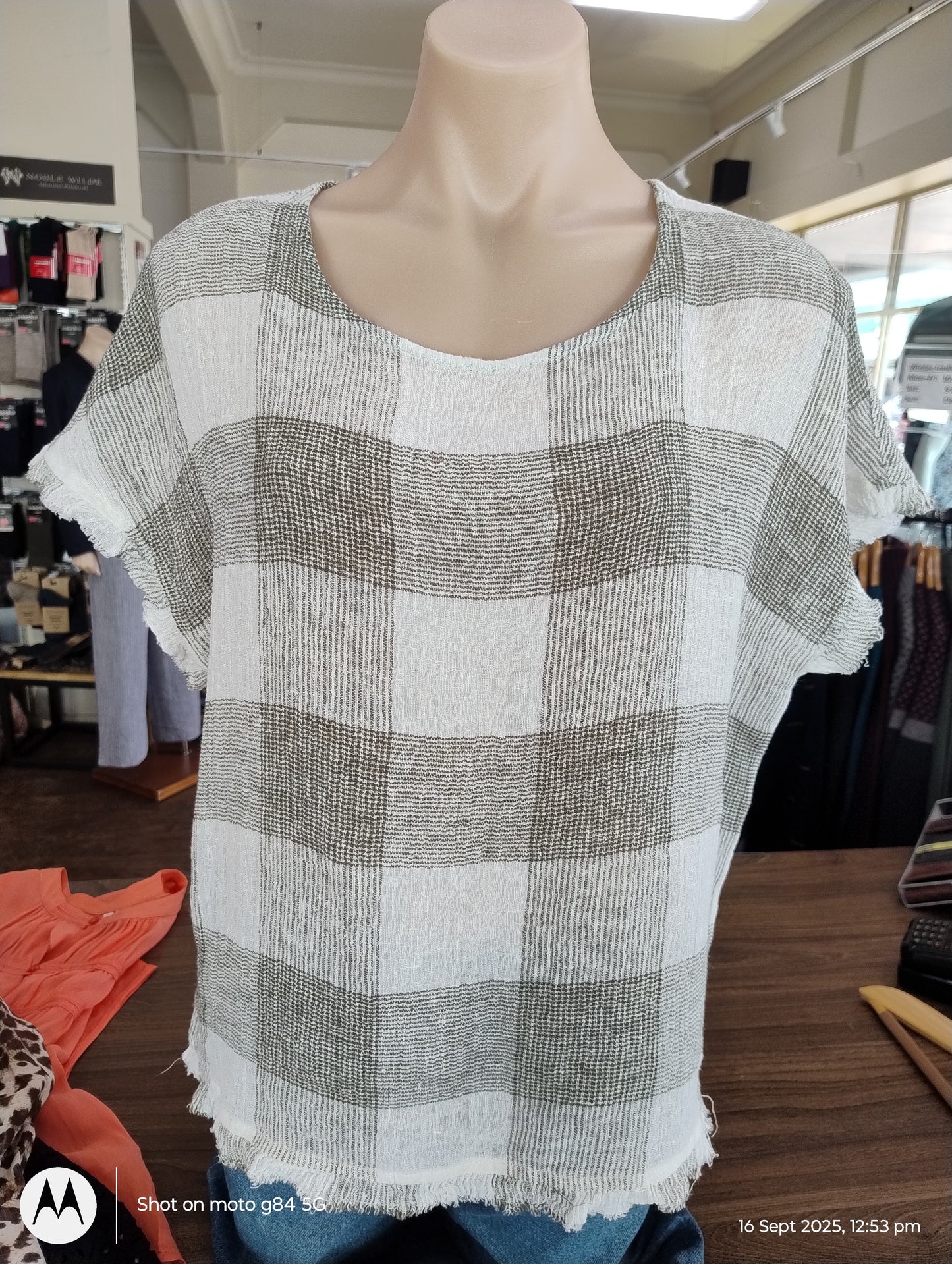 Maglia Lauren Frill Top with Cap Sleeve  - Olive