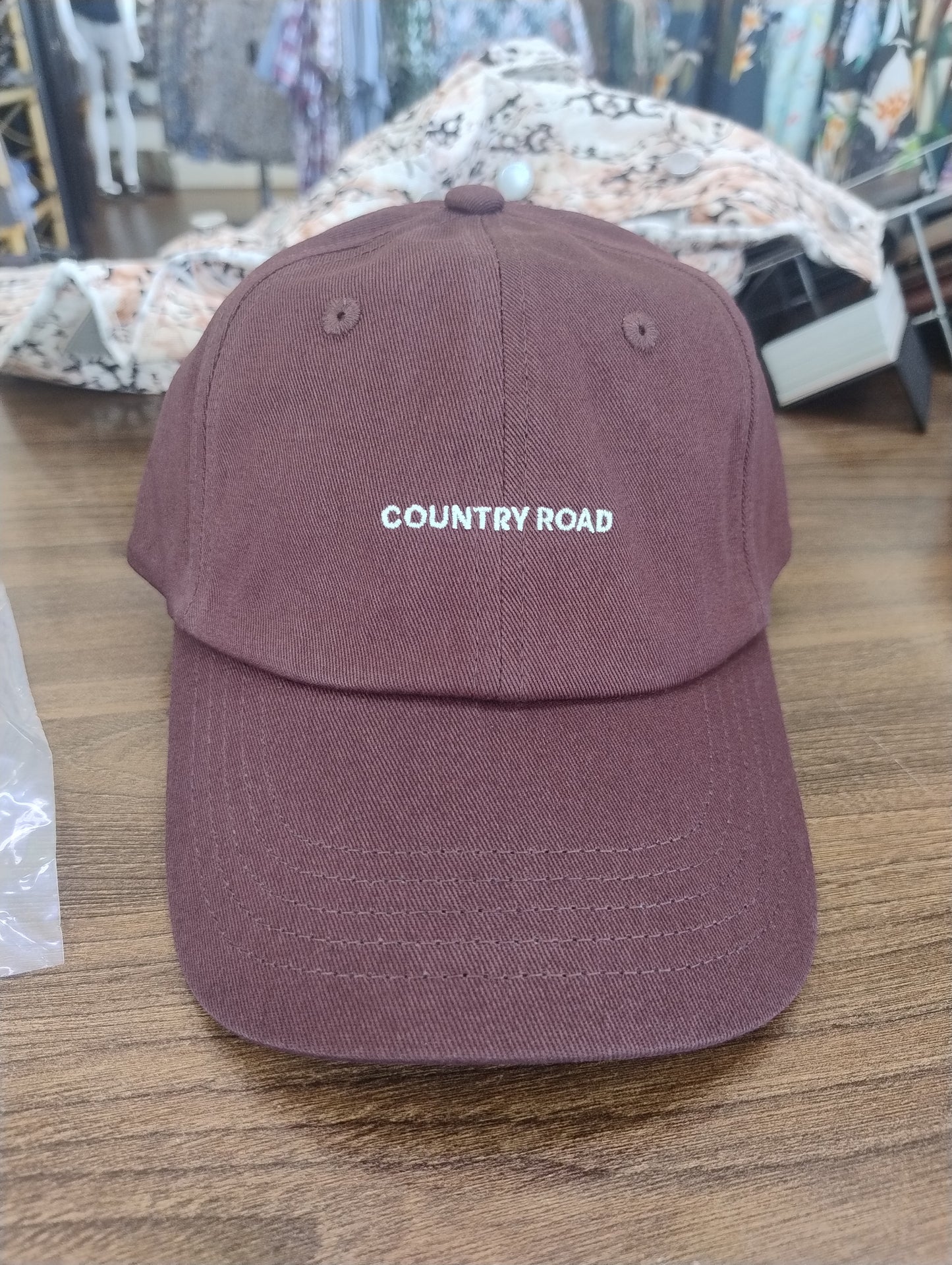 Country Road Mini Logo Cap - Bordeaux