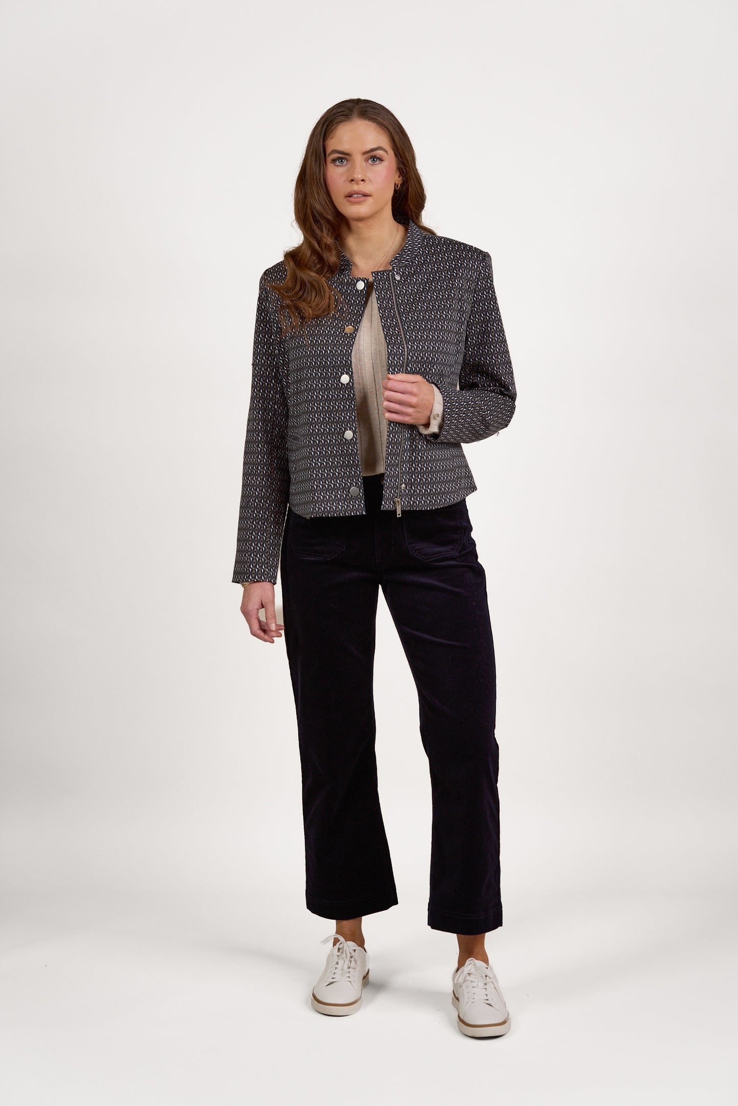 Vassalli Collarless Short Jacket with concealed zip -  Solar