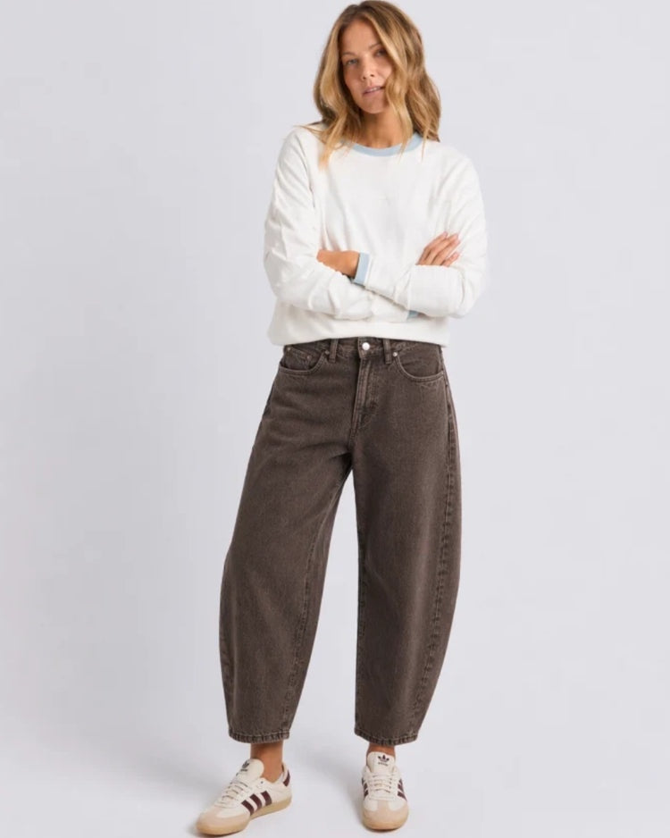 Foxwood Atticus Barrel Jean - Chocolate