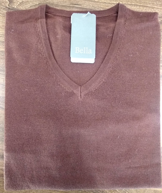 Bella Essential Vee Pullover - Chocolate