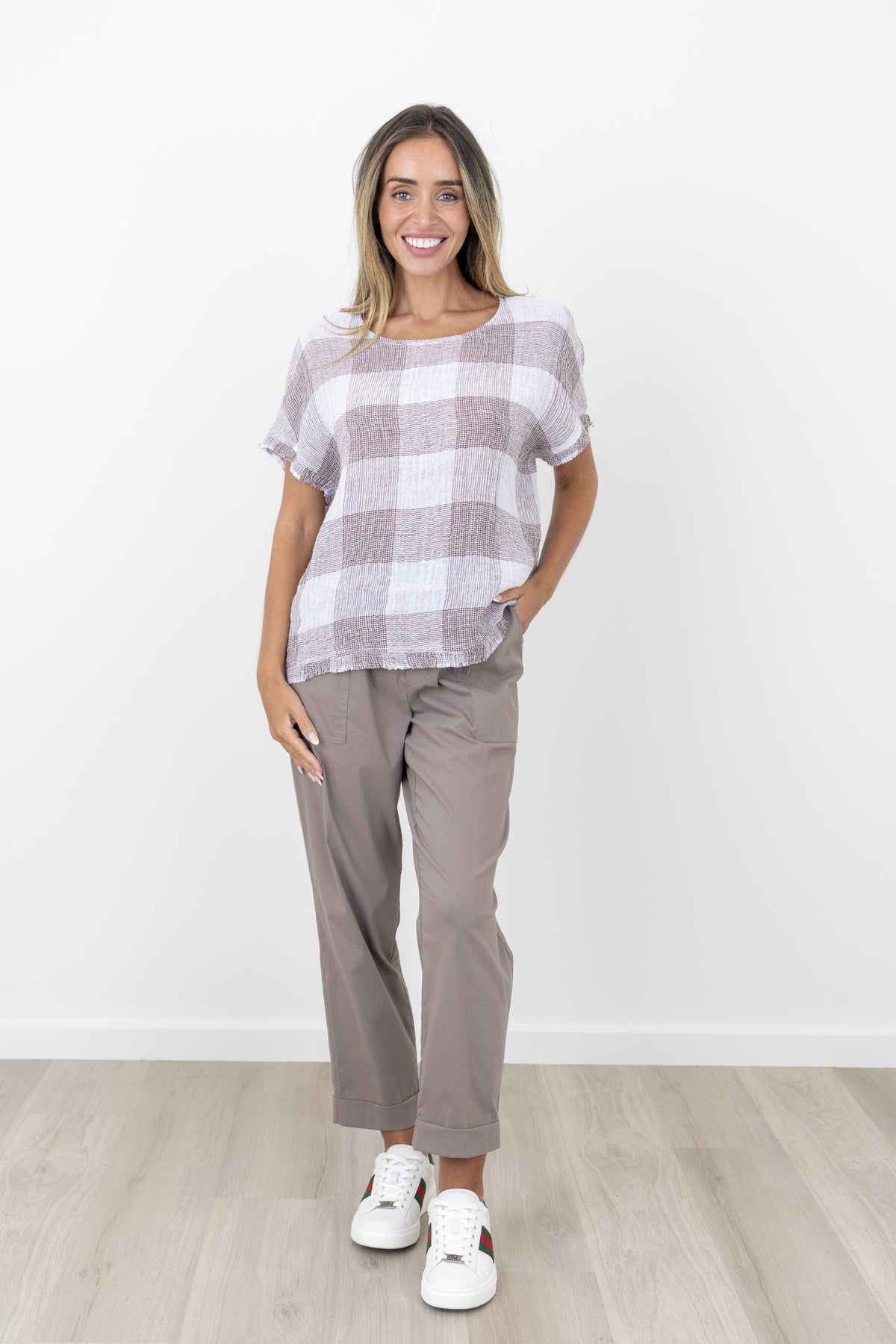 Maglia Lauren Frill Top with Cap Sleeve - Latte