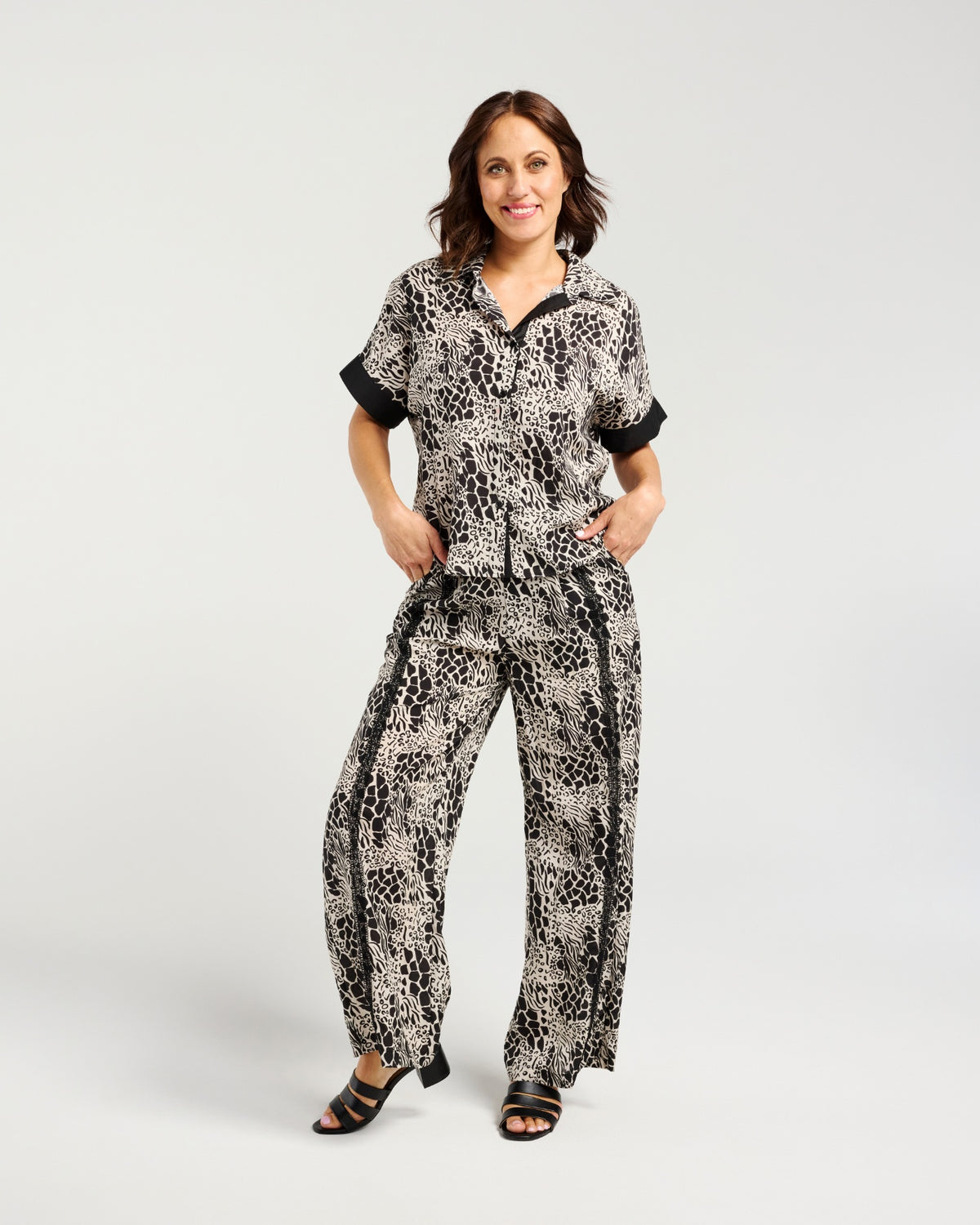 Zafina Celeste Pant - Animal