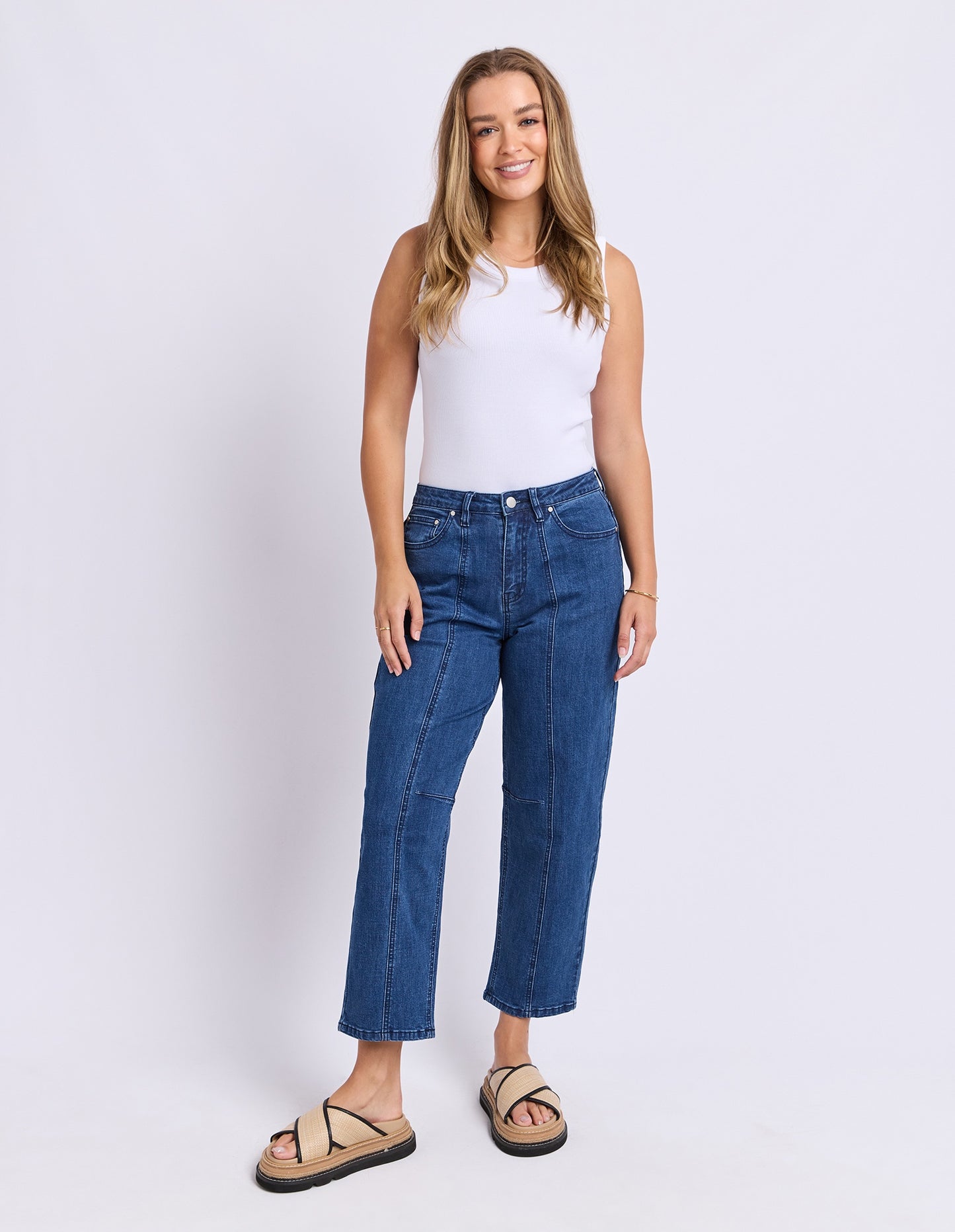 Foxwood Ambrose Barrel Jean - Mid Blue