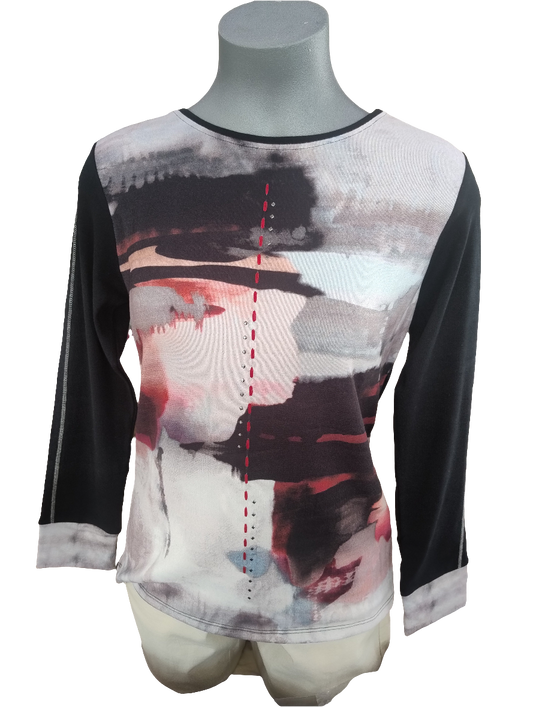 Bagoraz Black and Burgundy Long Sleeve Top