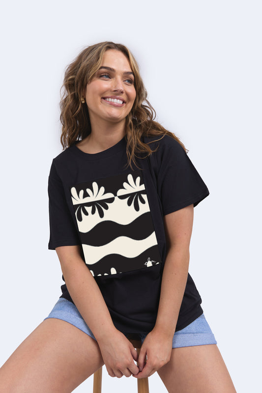 Elm Casa Tee - Black