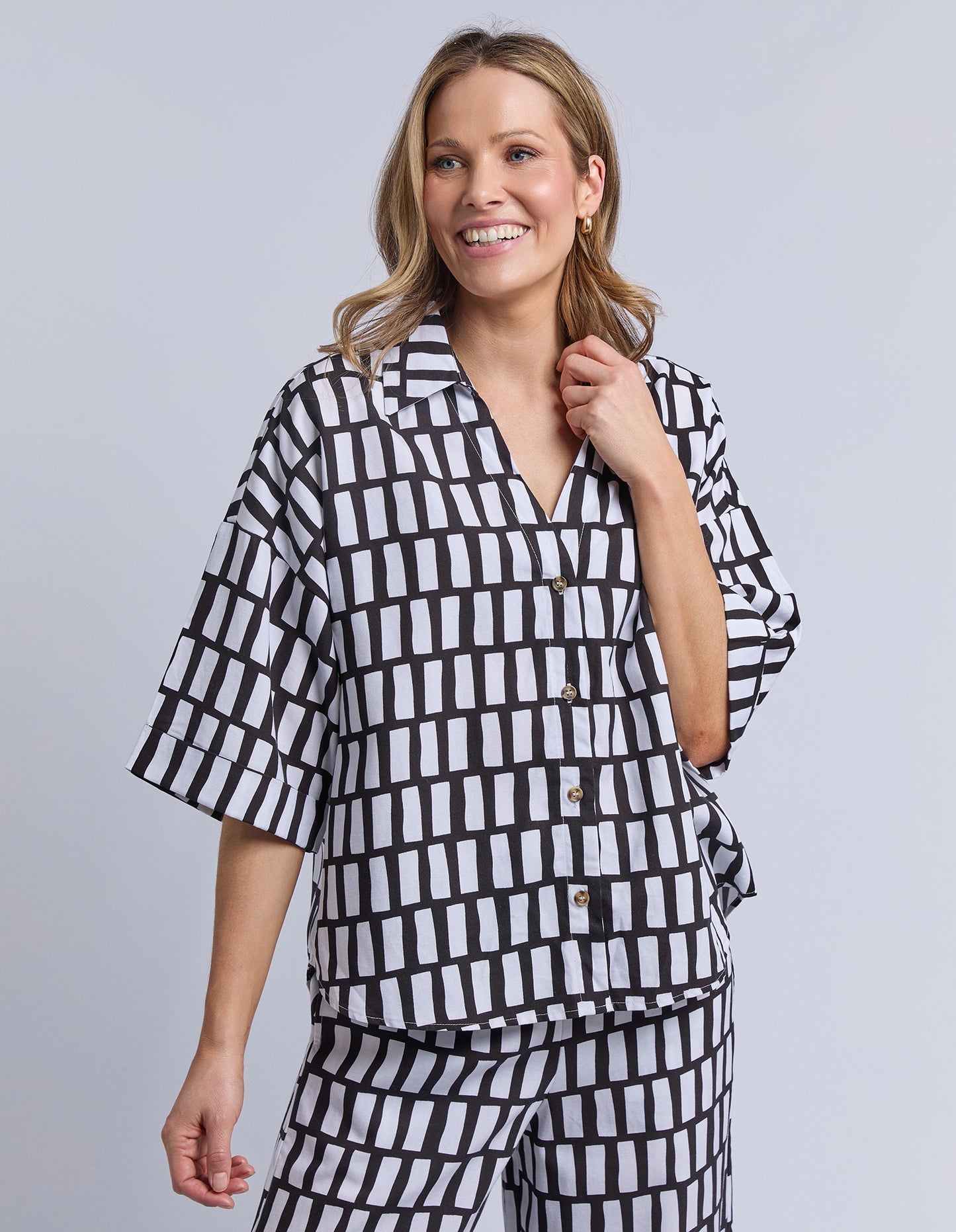 Elm Kivi Shirt - Midnight Abstract Print