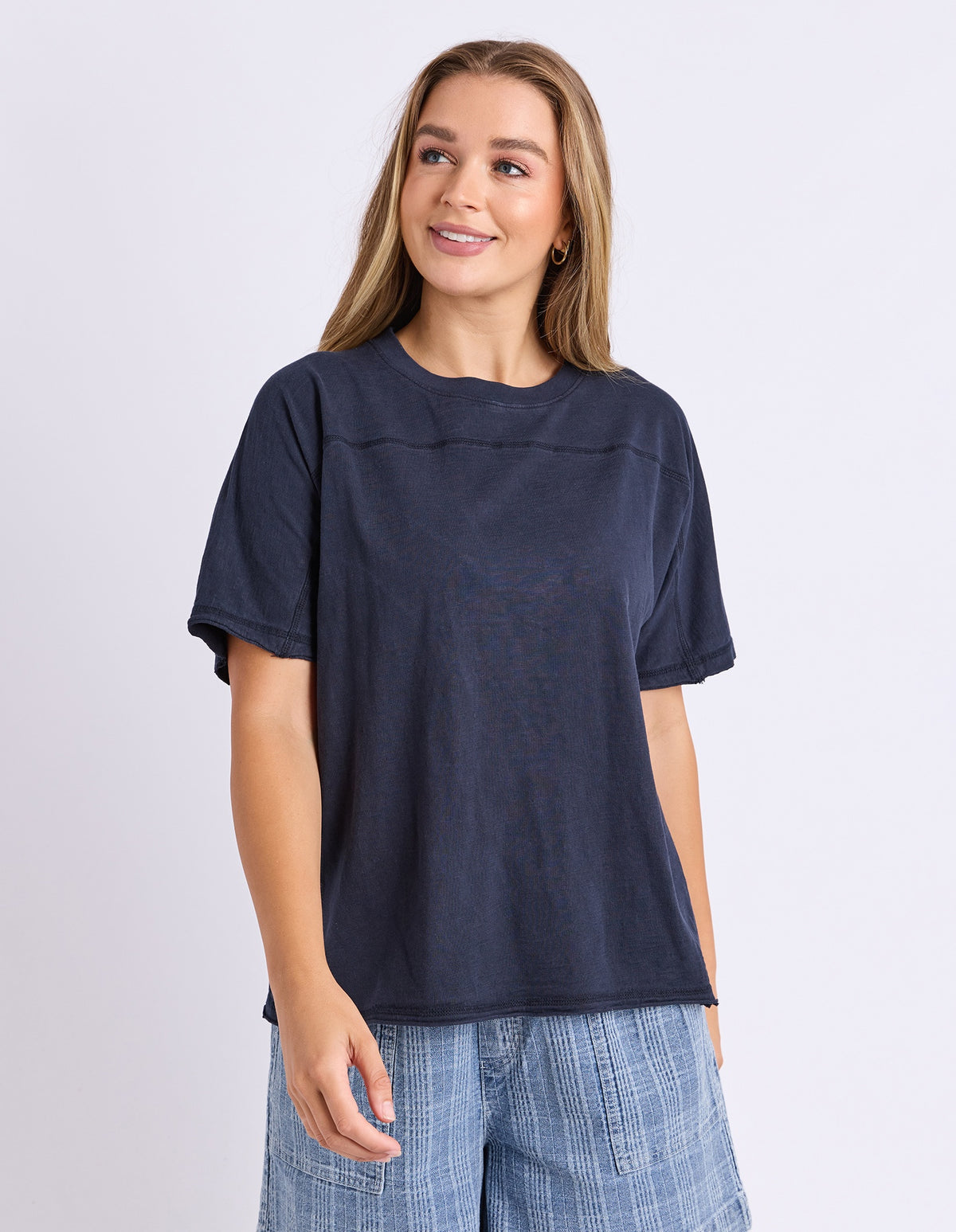 Foxwood Retreat Tee - Navy