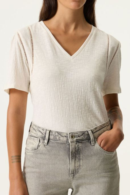Garcia Ladies V-neck Short Sleeve T-shirt - Ecru