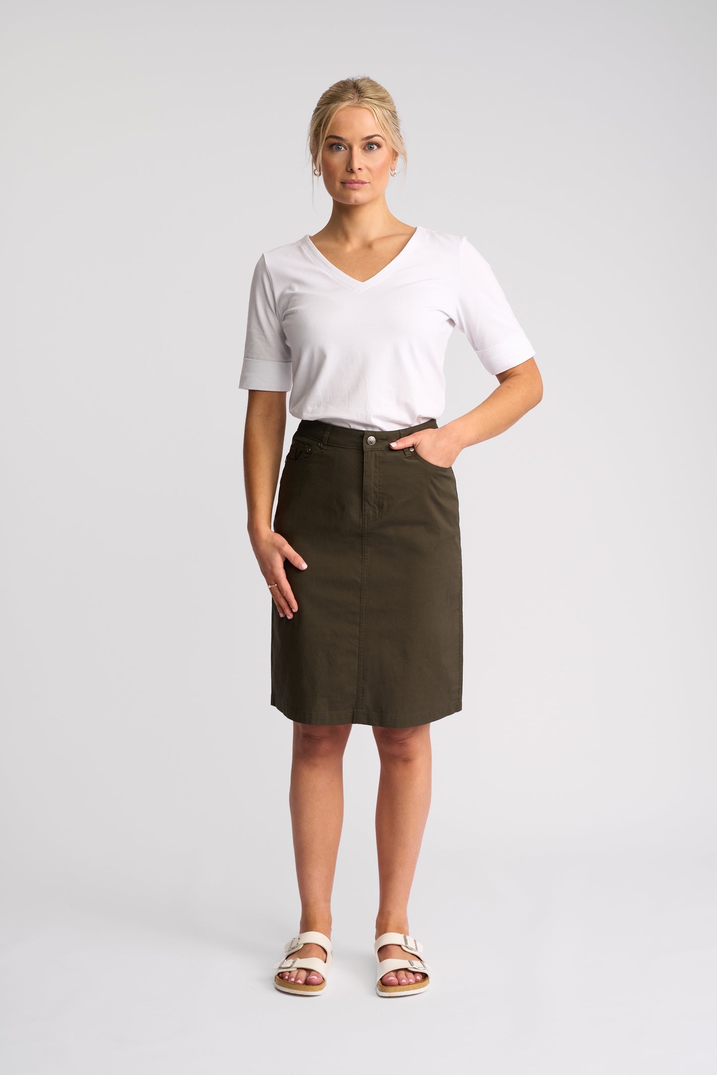 Vassalli Poppy Poplin Skirt with Back Vent - Chocolate