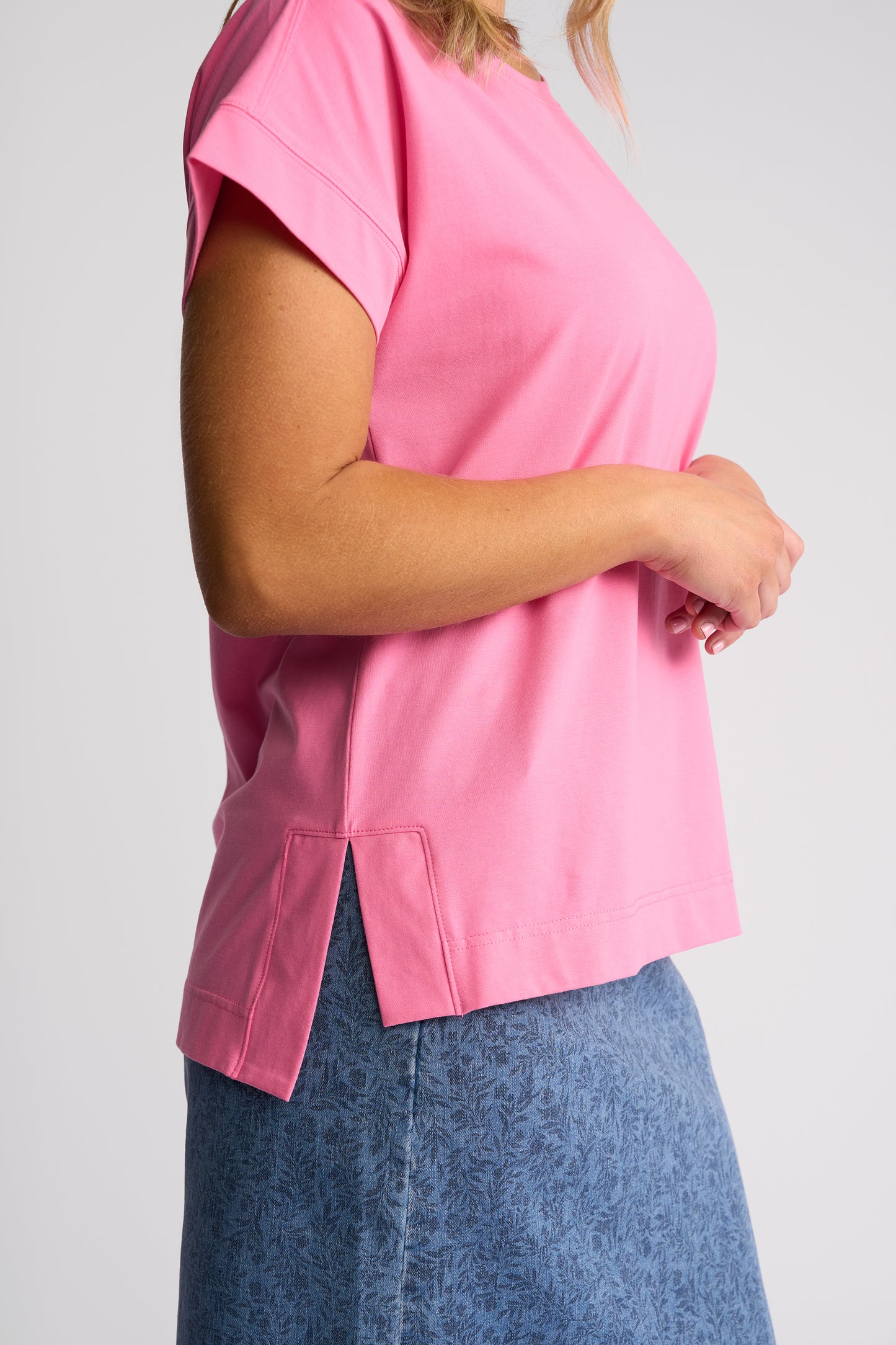 Vassalli Thea Drop Sleeve Top with Stepped Hem - Sweet Pink
