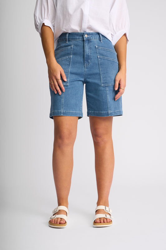Vassalli Raven Short Wide Leg Above Knee - Blue Hue Denim