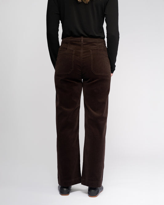 Vassalli Market Straight Leg Ankle Grazer Cord Pant - Walnut