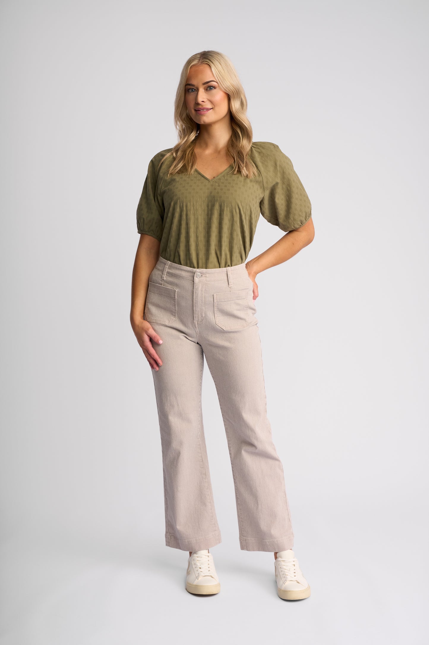 Vassalli Daily Straight Leg Ankle Grazer Jean - Ecru Stripe Denim