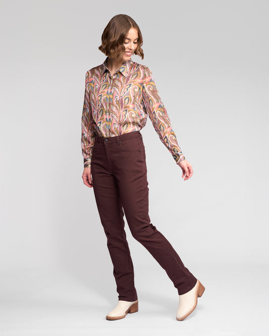 Vassalli Studio Slim Leg Full Length Jean - Merlot