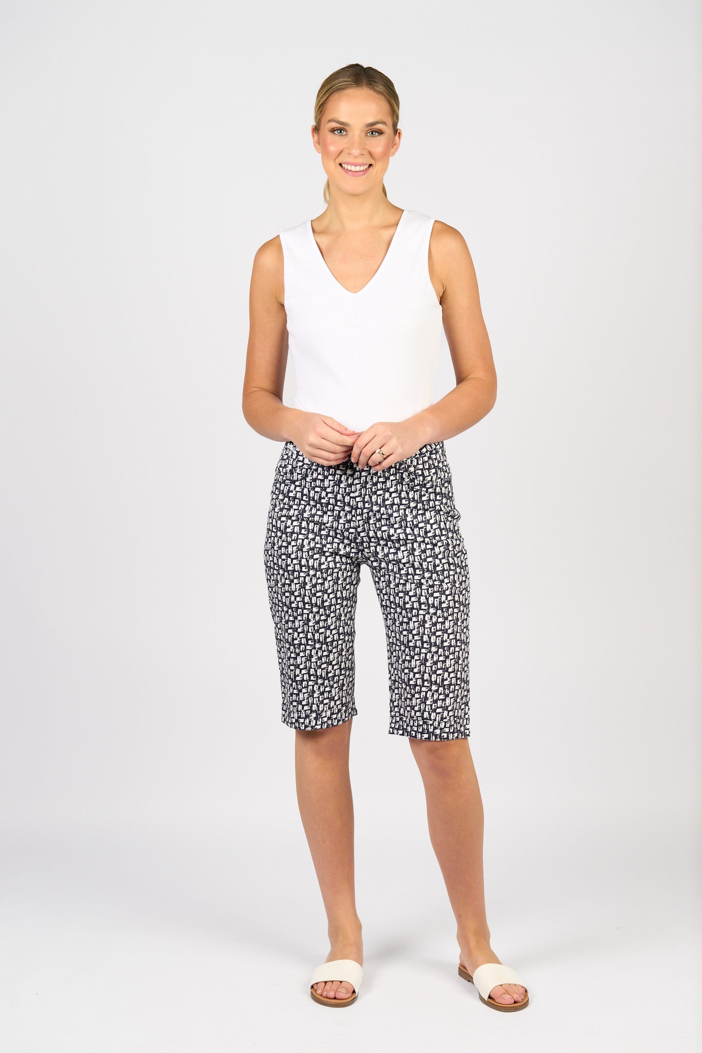 Vassalli Printed Lightweight Straight Leg Short - Cove