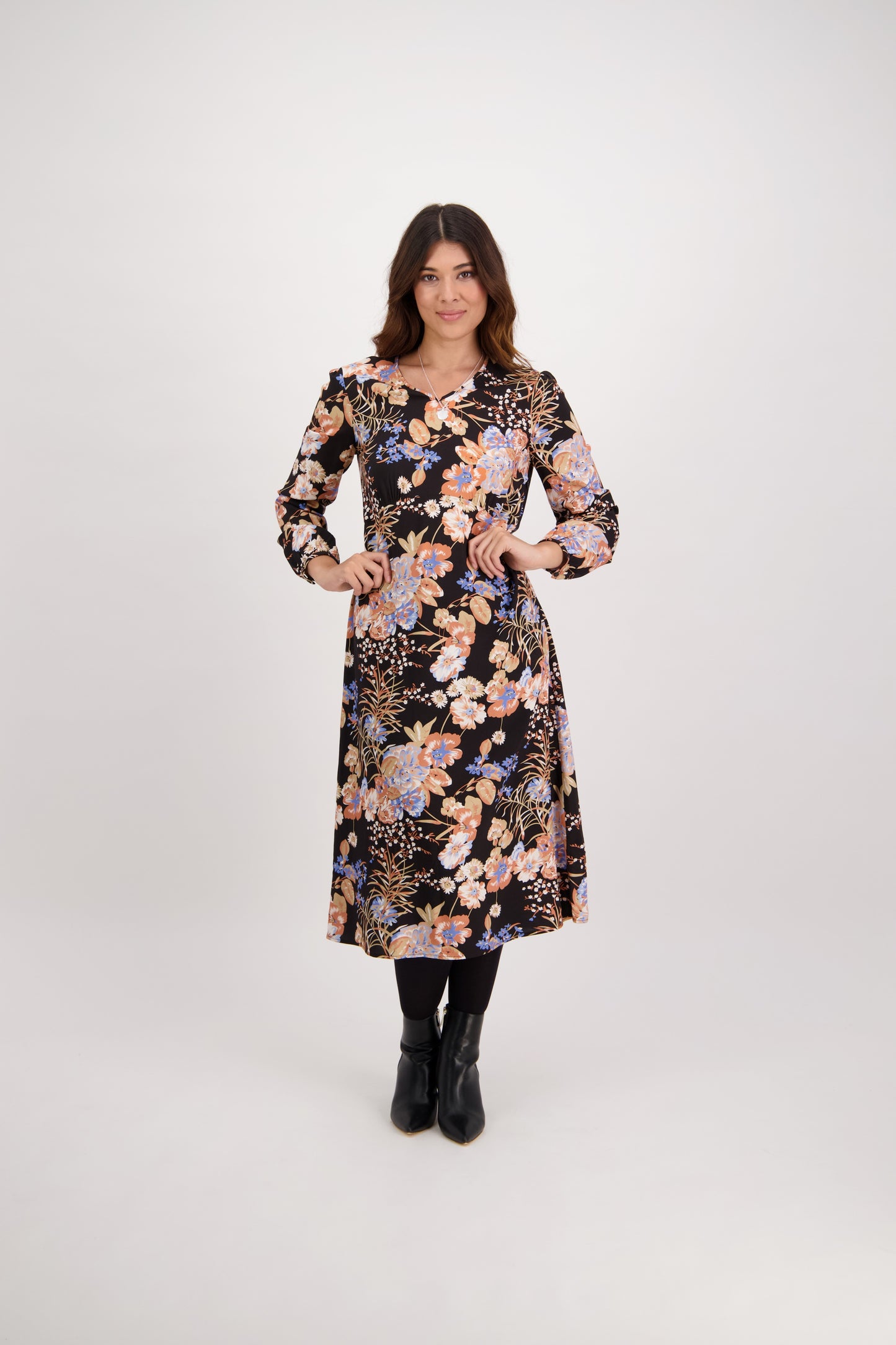 Vassalli Long Sleeve Dress 6072