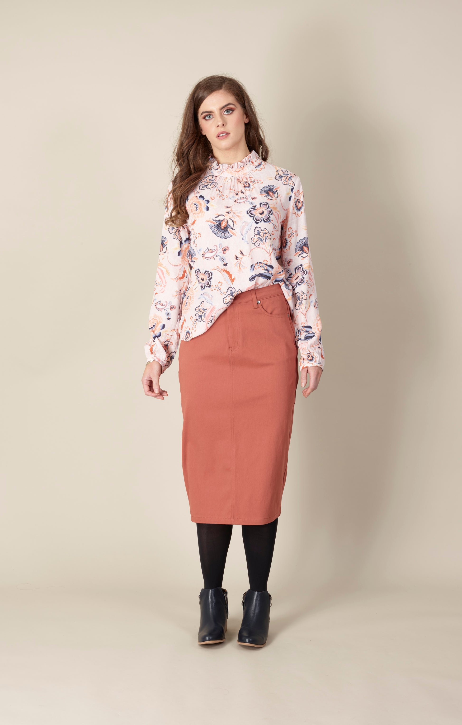 Vassalli Longer Skirt with Back Split
